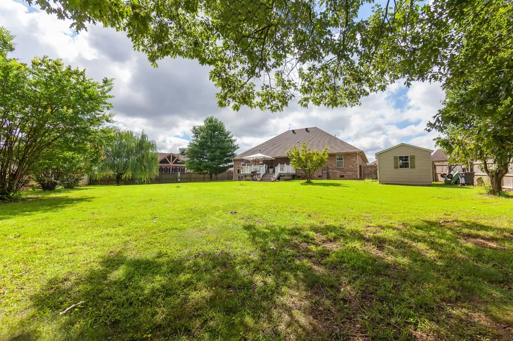 87 Lennox Village Dr Jackson, TN 38305