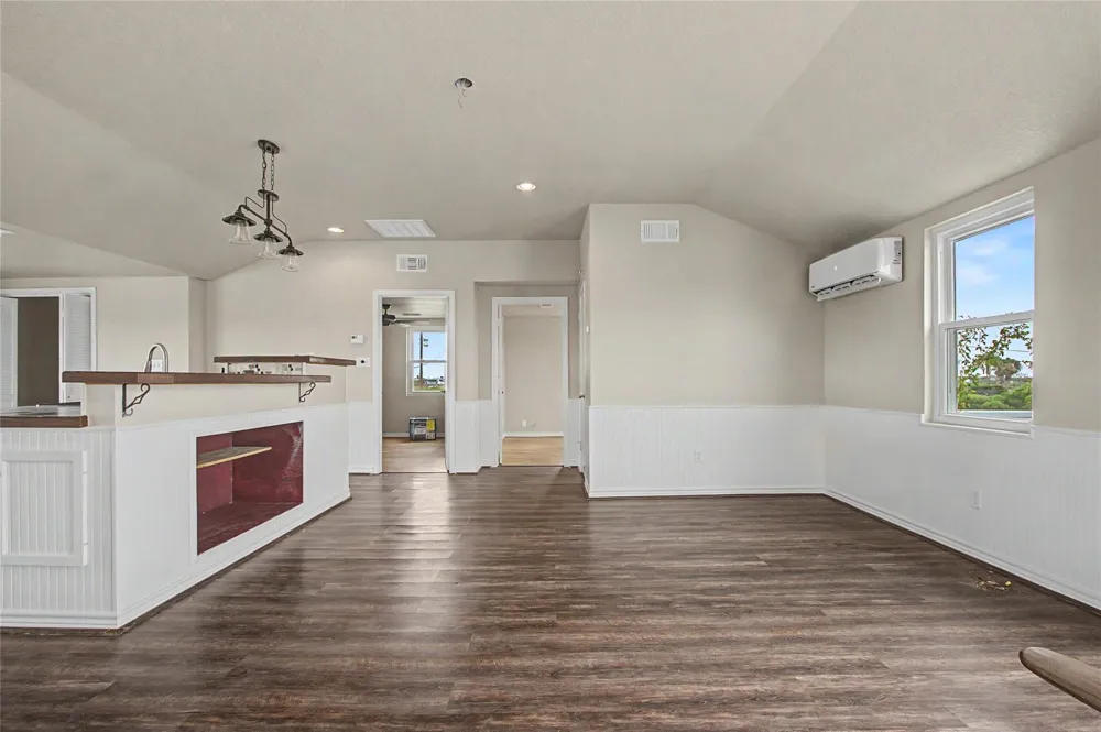 11 Chimaera Road Sargent, TX 77414