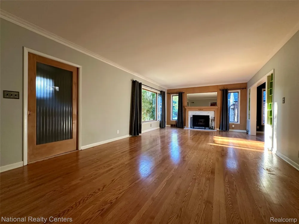 821 Pemberton Road Grosse Pointe Park City, MI 48230