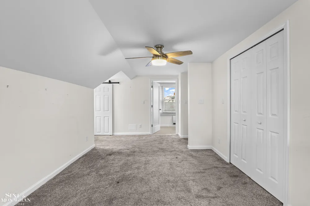 20631 Wedgewood Drive Grosse Pointe Woods City, MI 48236