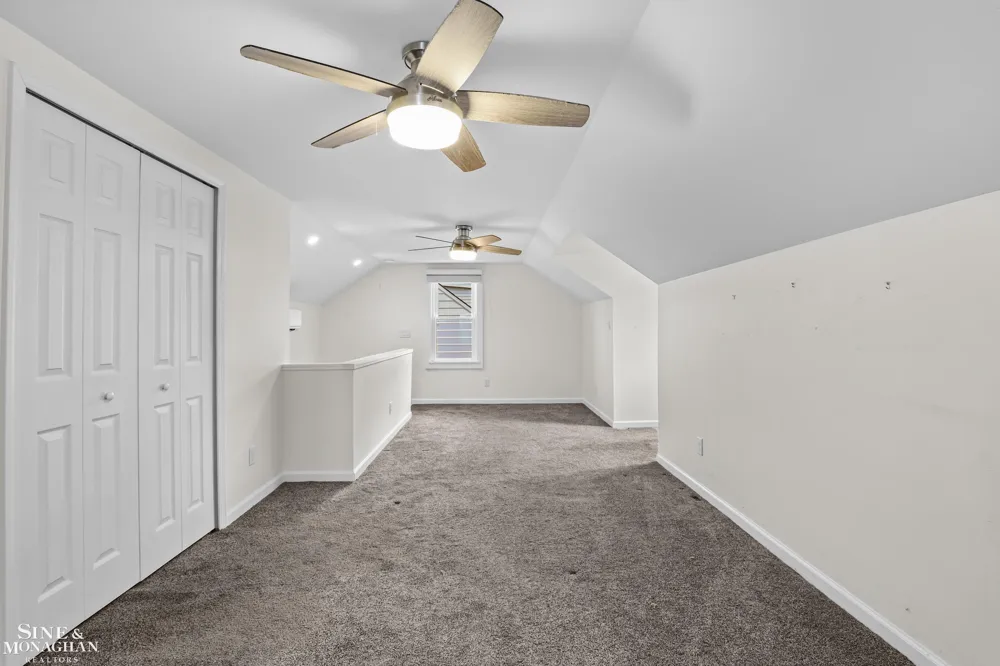 20631 Wedgewood Drive Grosse Pointe Woods City, MI 48236