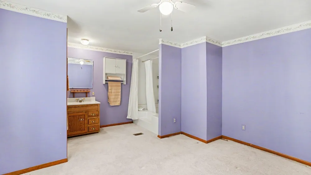10221 E Church Road Richland Township, MI 48891