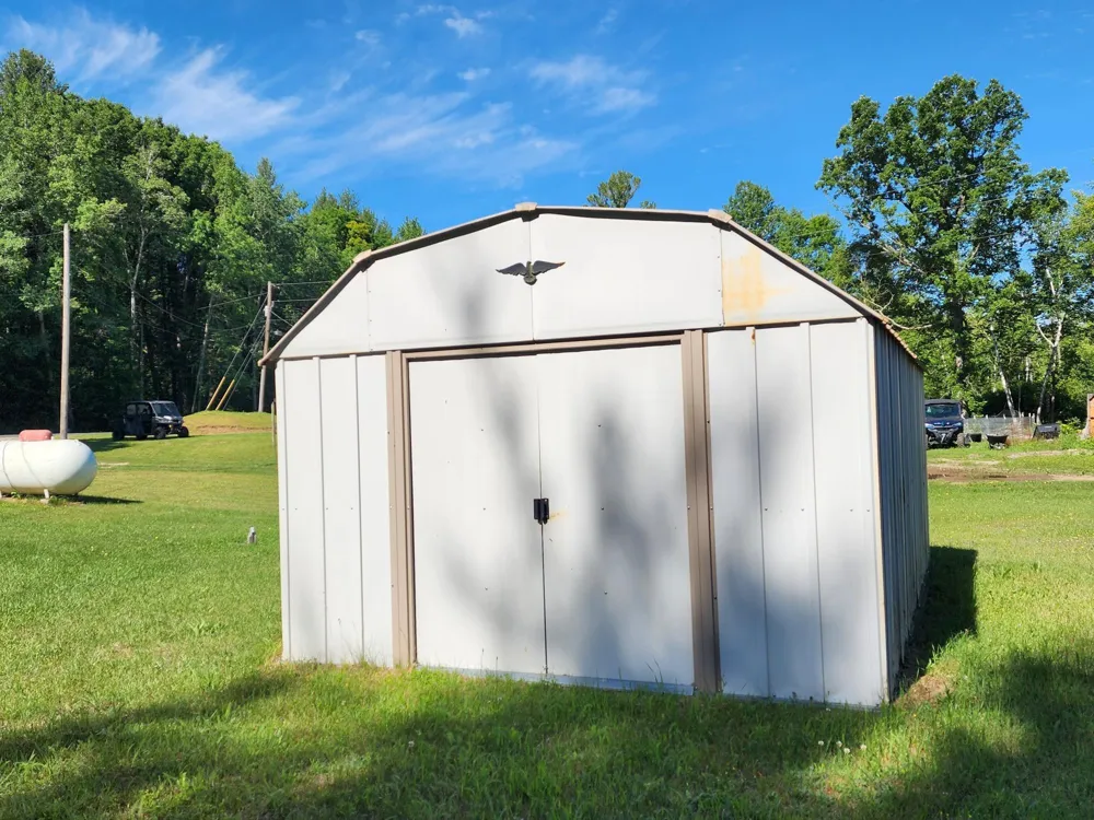 10221 E Church Road Richland Township, MI 48891