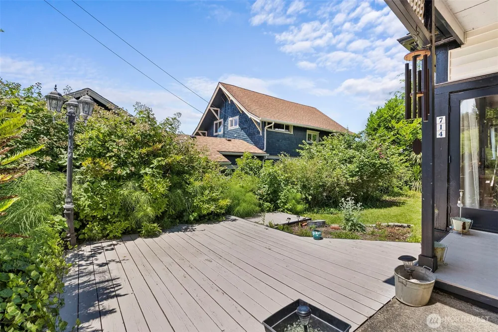 714 W First Street South Bend, WA 98586