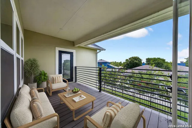 1811 Chateau Lane Kerrville, TX 78028