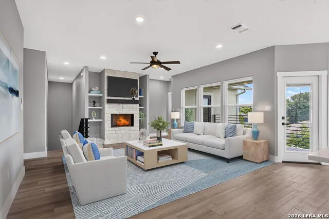 1811 Chateau Lane Kerrville, TX 78028