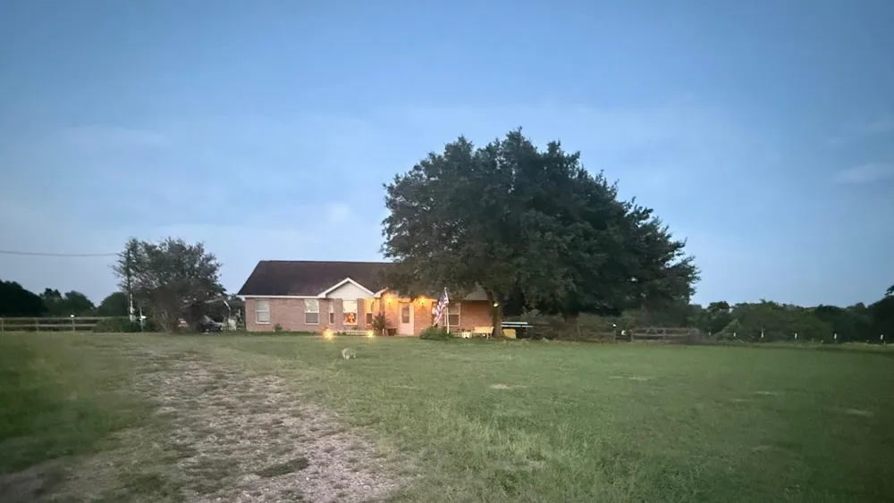 6220 Mill Creek Road Cat Spring, TX 78933