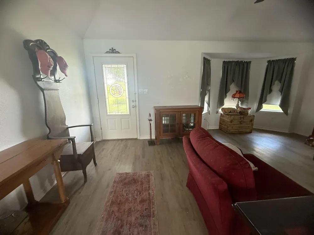 6220 Mill Creek Road Cat Spring, TX 78933