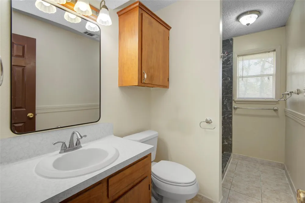 411 County Road 912a Brazoria, TX 77422