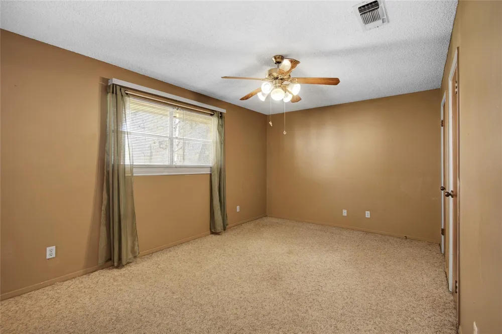 411 County Road 912a Brazoria, TX 77422
