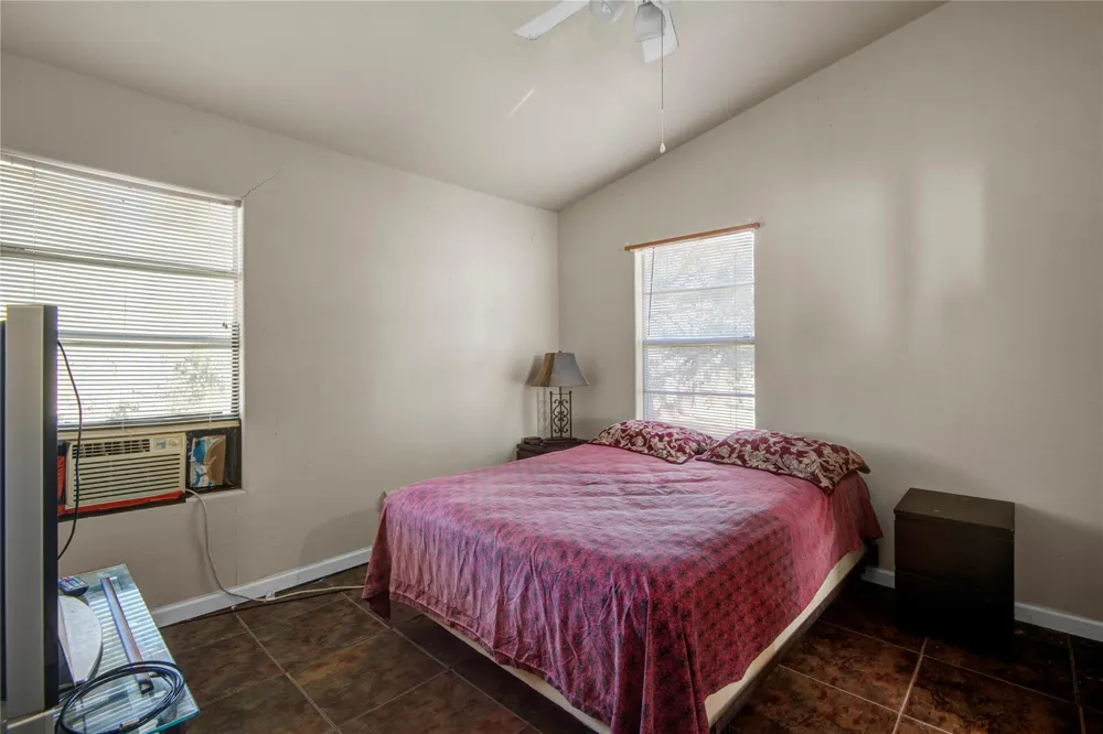 411 County Road 912a Brazoria, TX 77422
