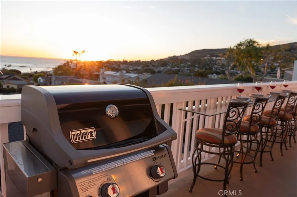 464 Bent Street #A Laguna Beach, CA 92651