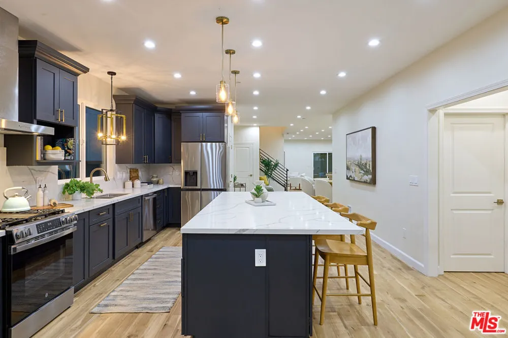 12209 Havelock Avenue Culver City, CA 90230