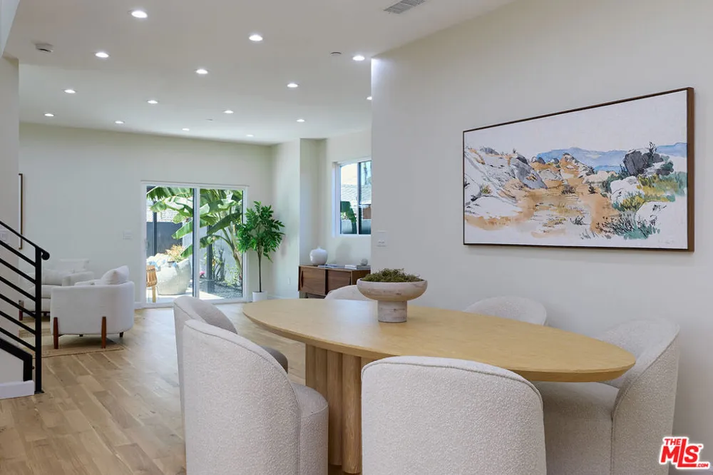 12209 Havelock Avenue Culver City, CA 90230
