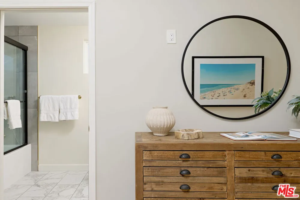12209 Havelock Avenue Culver City, CA 90230