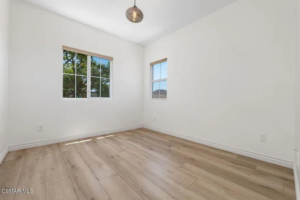 123 Via Aldea Newbury Park, CA 91320