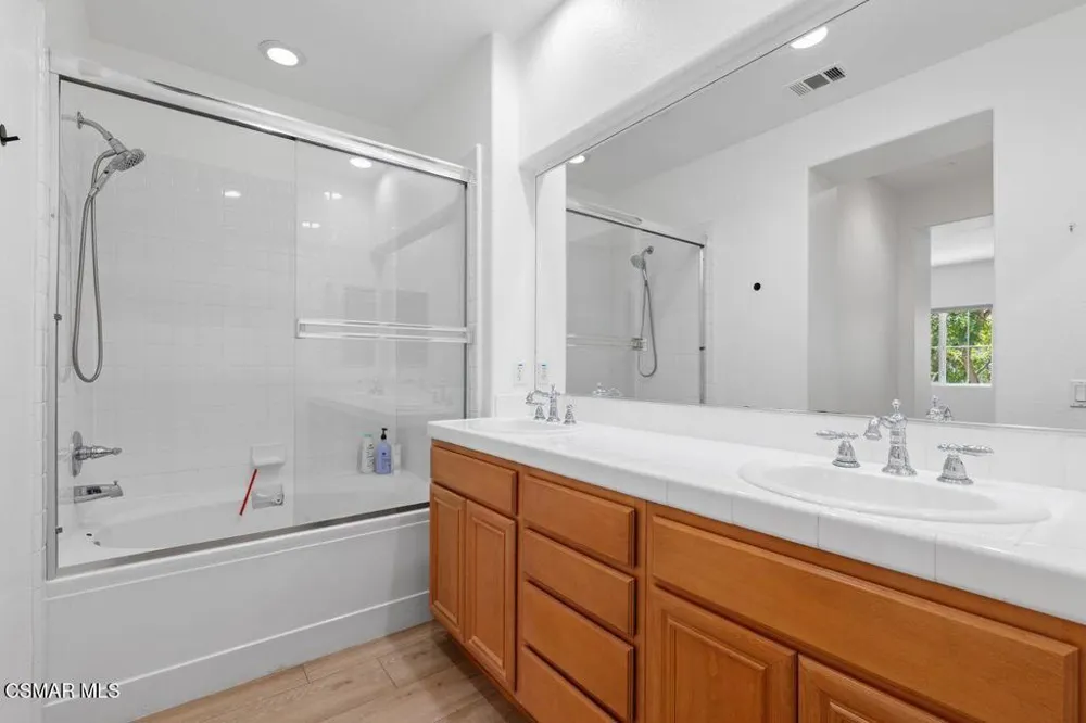123 Via Aldea Newbury Park, CA 91320
