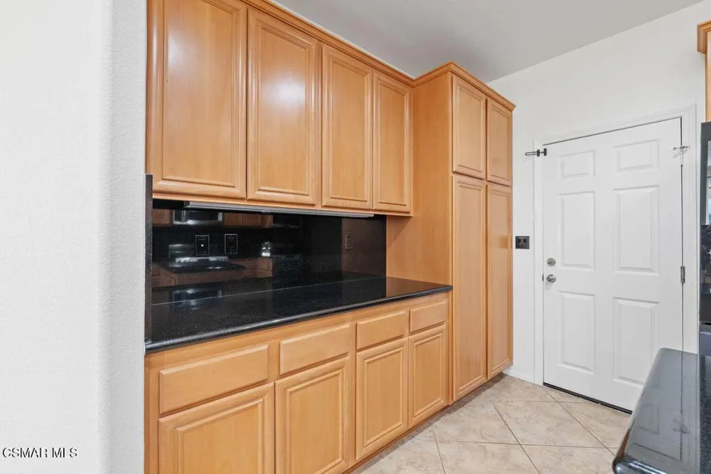 123 Via Aldea Newbury Park, CA 91320