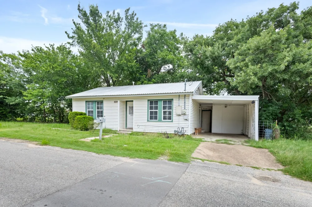 1141 W Mcneill Street Stephenville, TX 76401
