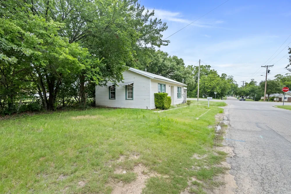1141 W Mcneill Street Stephenville, TX 76401