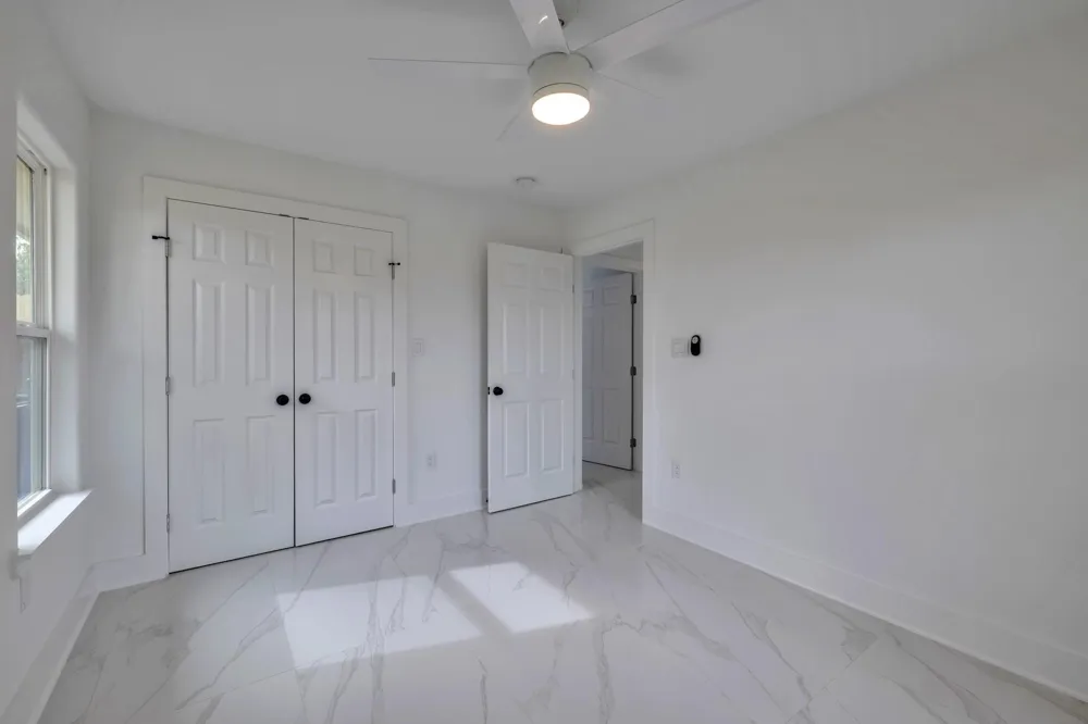 8709 Tarbell Road Houston, TX 77034