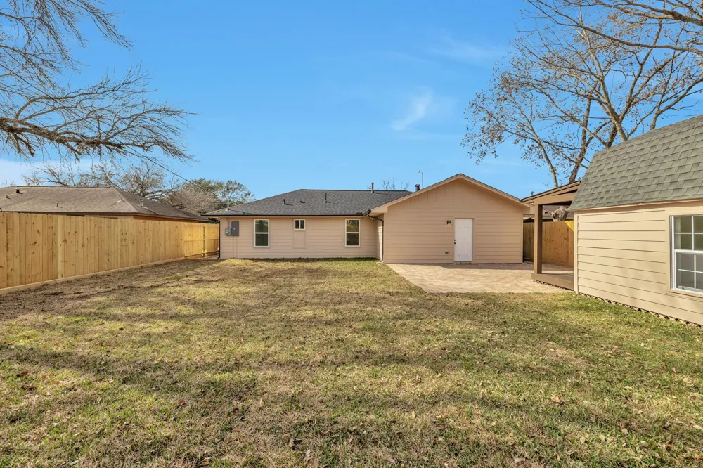 8709 Tarbell Road Houston, TX 77034