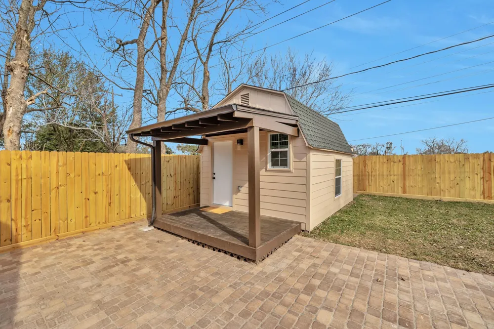 8709 Tarbell Road Houston, TX 77034
