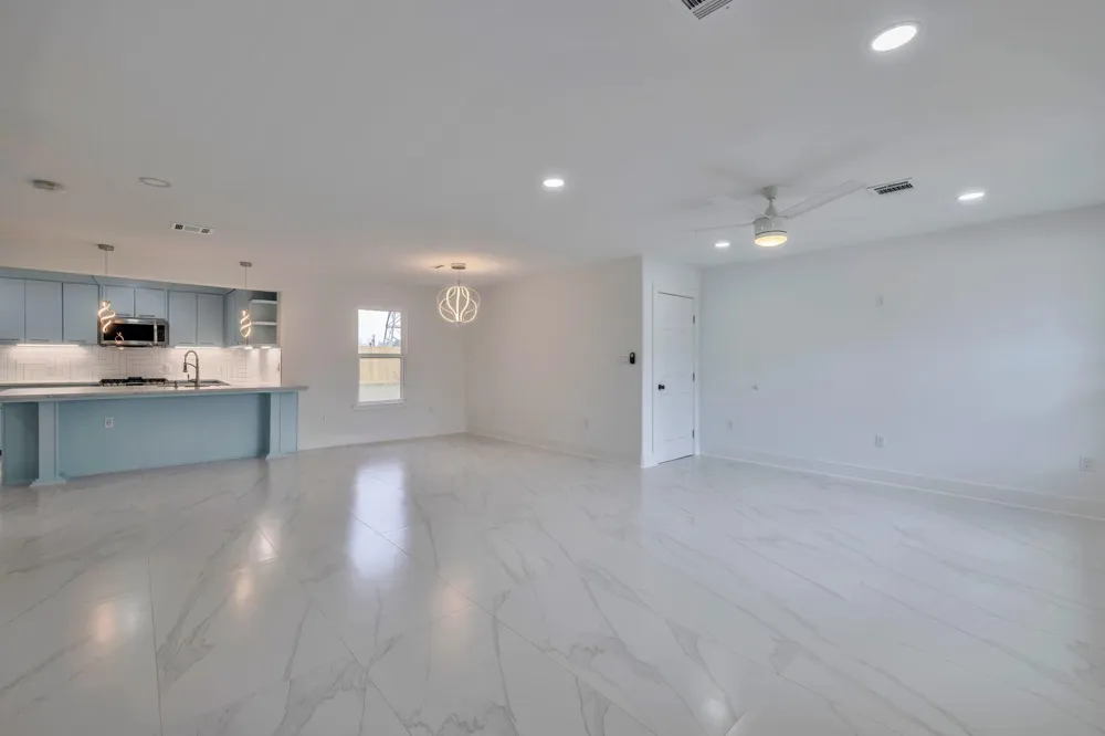 8709 Tarbell Road Houston, TX 77034