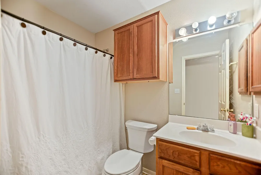 314 Rouen Drive Port Lavaca, TX 77979