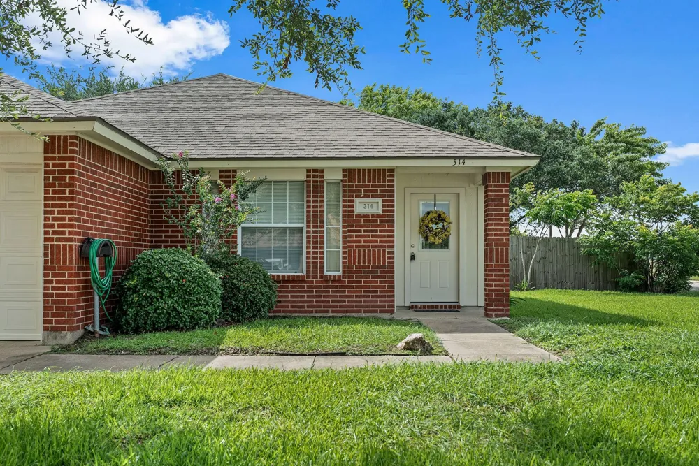 314 Rouen Drive Port Lavaca, TX 77979