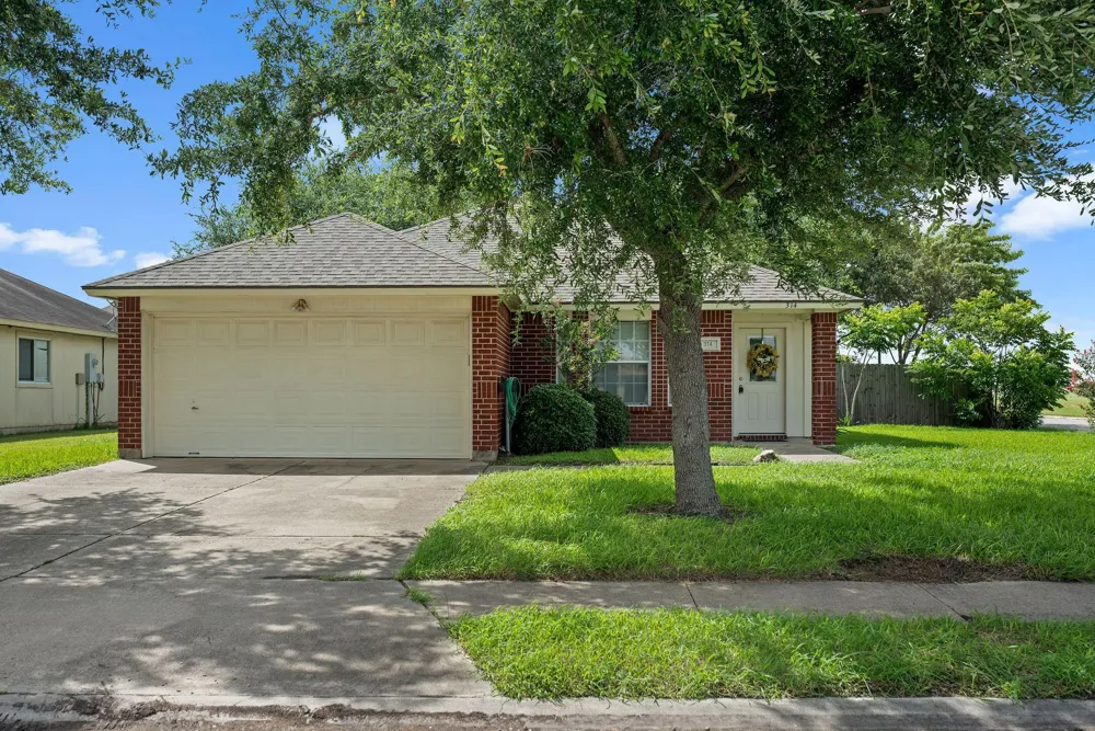 314 Rouen Drive Port Lavaca, TX 77979