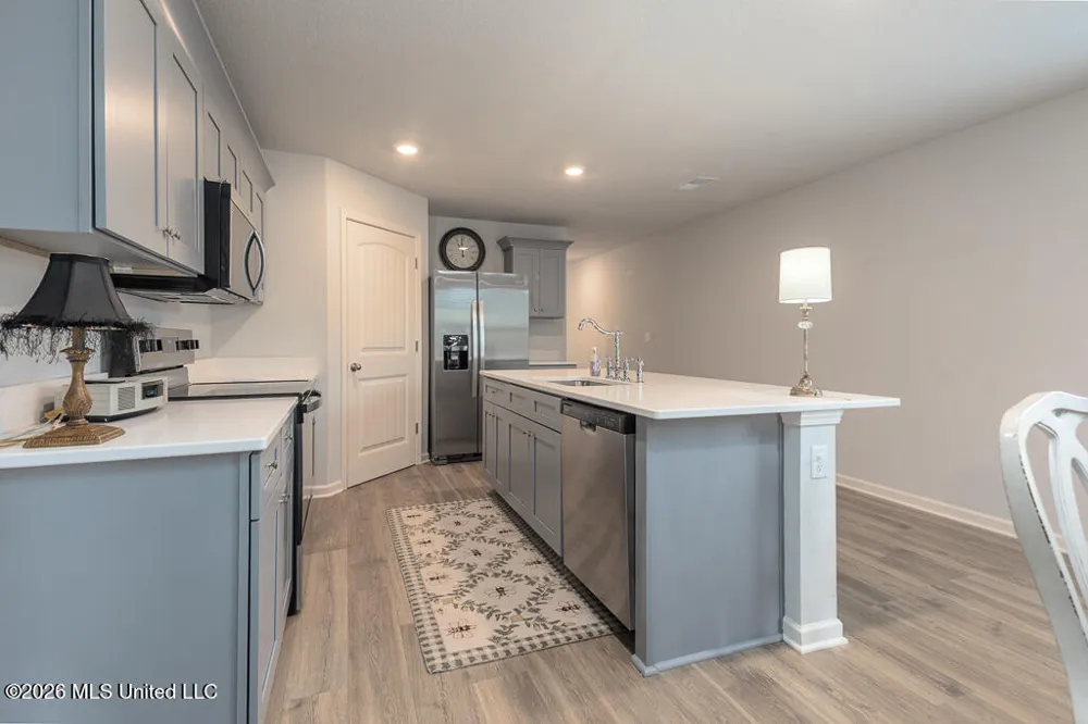 66 Sealy Drive Byhalia, MS 38611