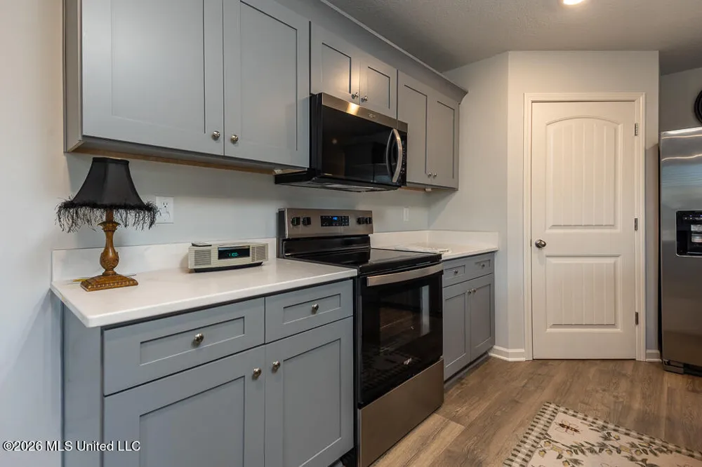 66 Sealy Drive Byhalia, MS 38611