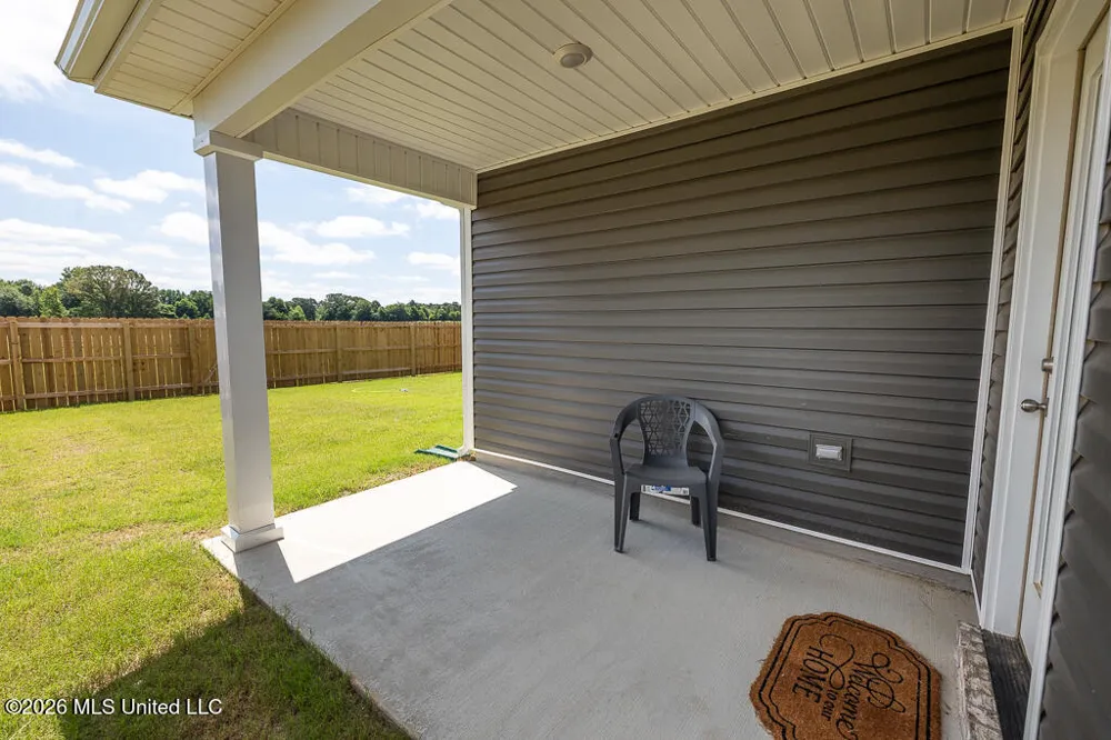66 Sealy Drive Byhalia, MS 38611