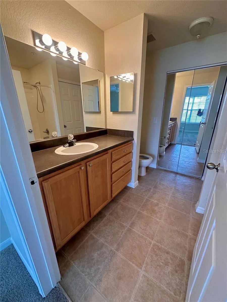 9021 LEE VISTA BOULEVARD #1711 Orlando, FL 32829