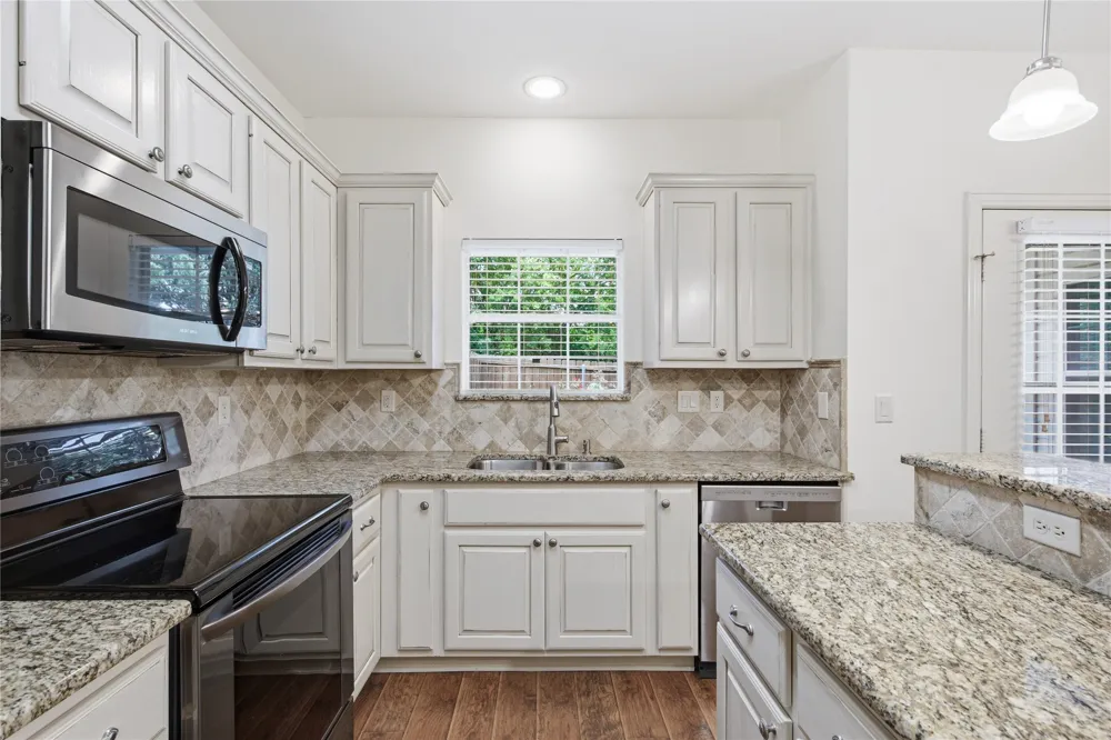 287 Emma Call Court Decatur, TX 76234