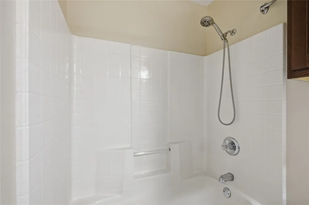 287 Emma Call Court Decatur, TX 76234