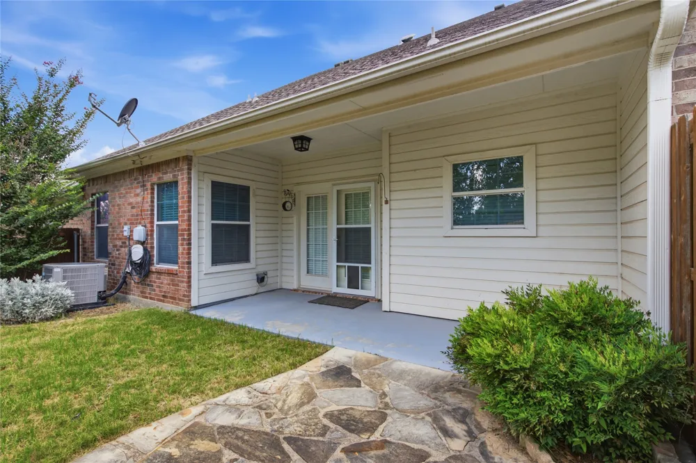 287 Emma Call Court Decatur, TX 76234