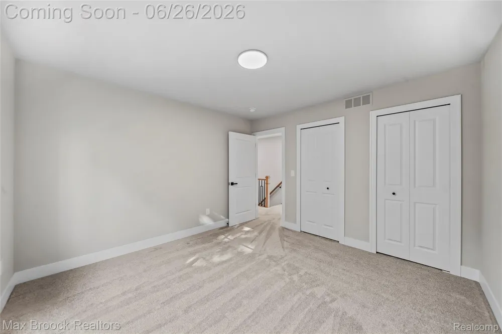 34575 Jefferson Avenue Harrison Charter Township, MI 48045