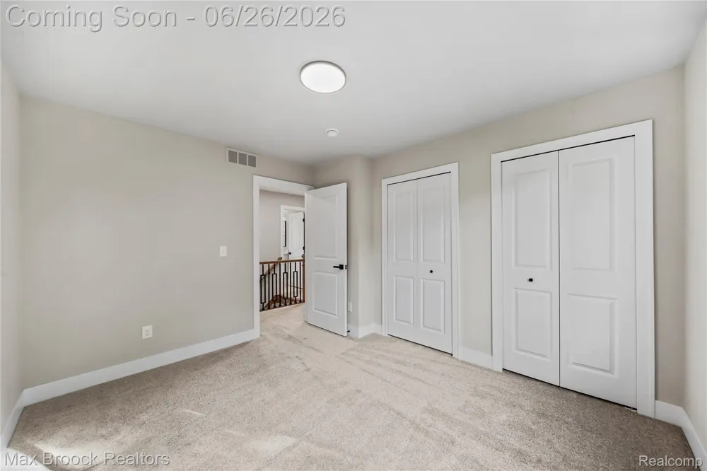 34575 Jefferson Avenue Harrison Charter Township, MI 48045