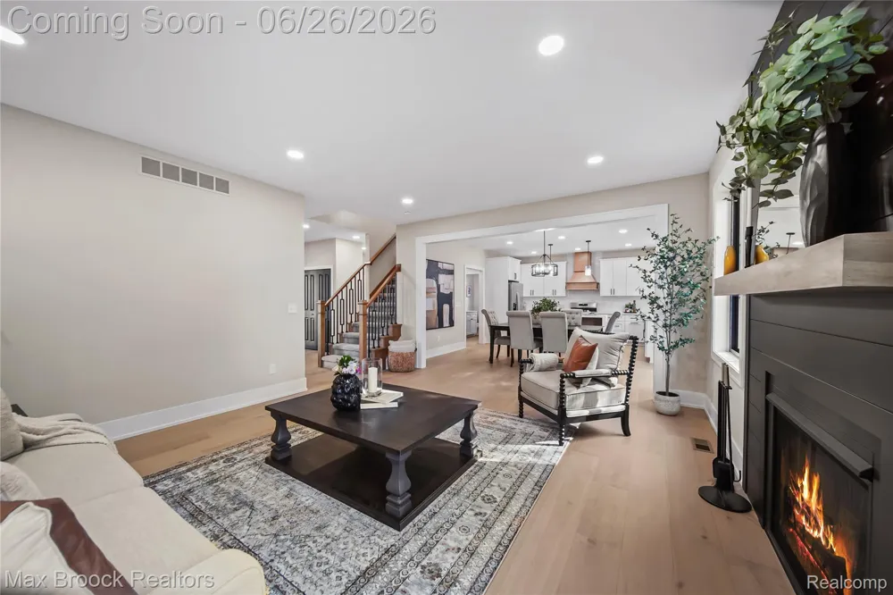 34575 Jefferson Avenue Harrison Charter Township, MI 48045