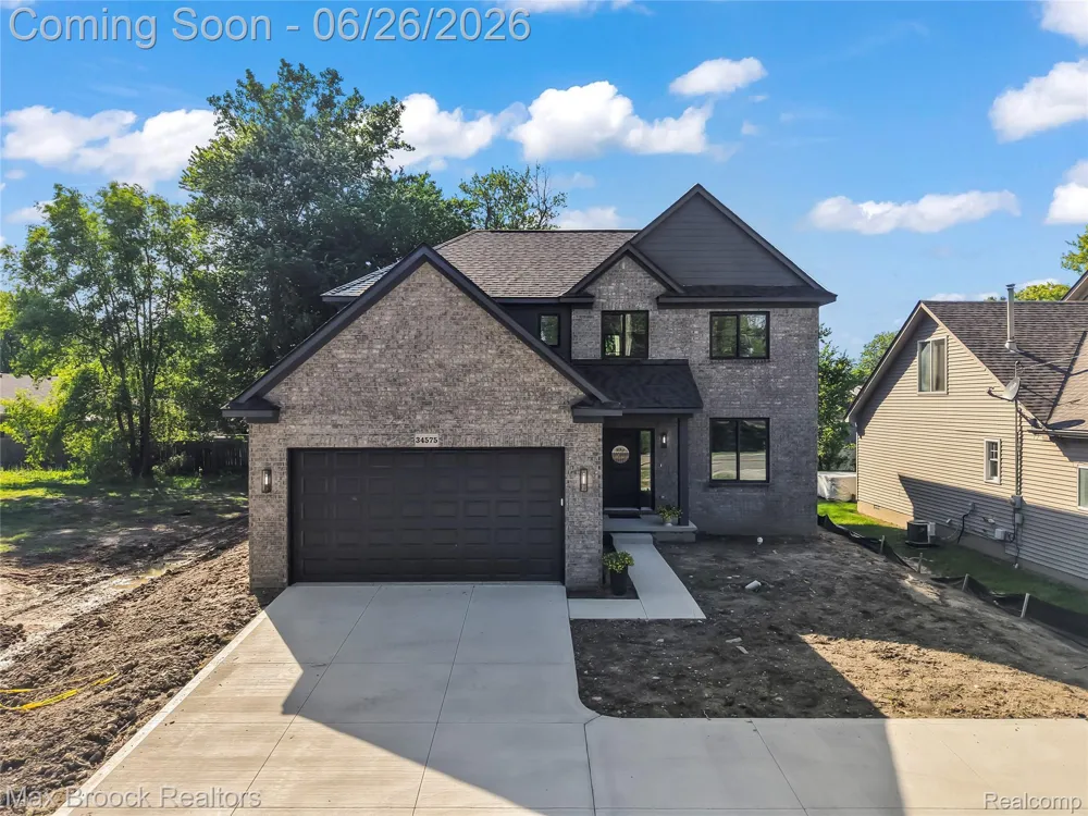34575 Jefferson Avenue Harrison Charter Township, MI 48045