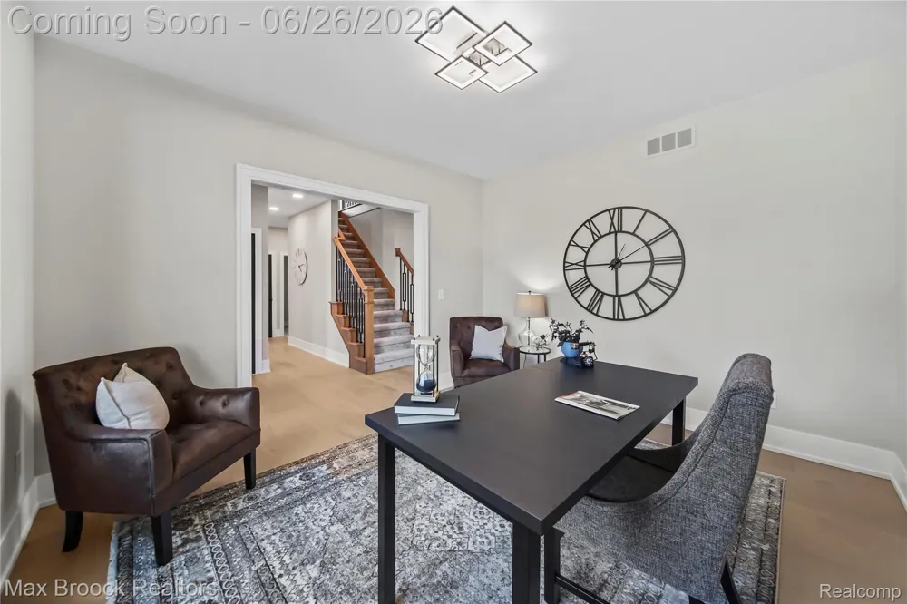 34575 Jefferson Avenue Harrison Charter Township, MI 48045