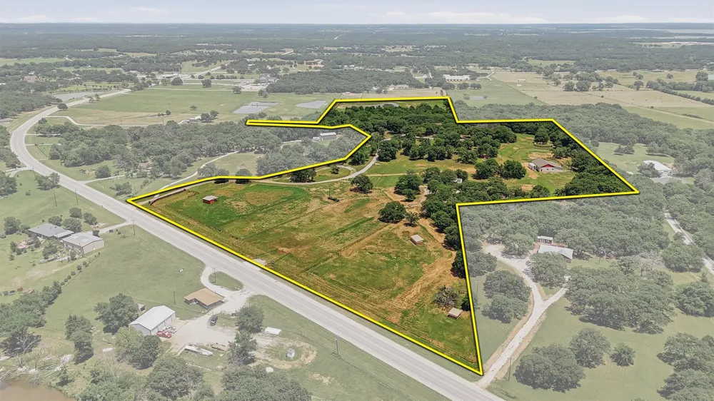 7154 E Fm 922 Valley View, TX 76272