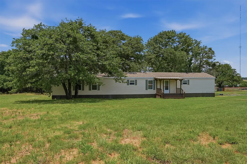7154 E Fm 922 Valley View, TX 76272