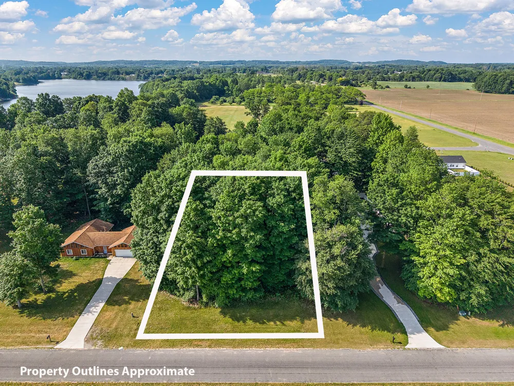 3943 W Harrison Road Hart, MI 49420
