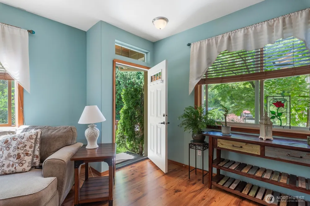 509 E Division Street #A Arlington, WA 98223