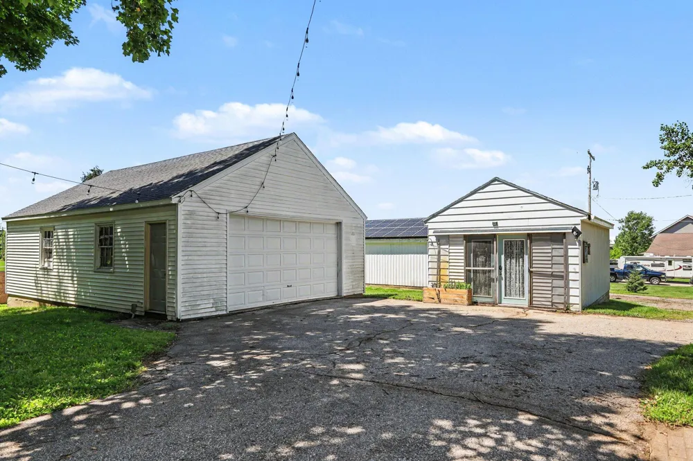 7579 100th Street SE Caledonia Township, MI 49316