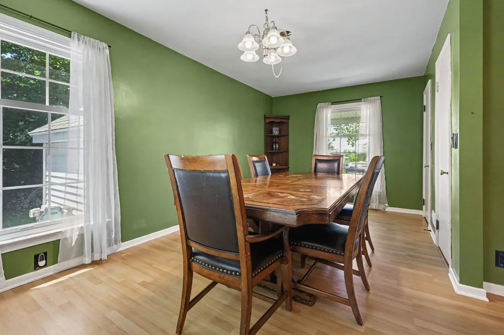 7579 100th Street SE Caledonia Township, MI 49316