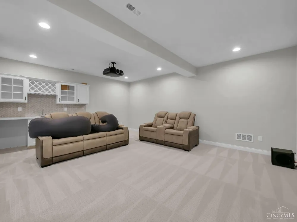 5874 Spinney Court Clearcreek, OH 45066